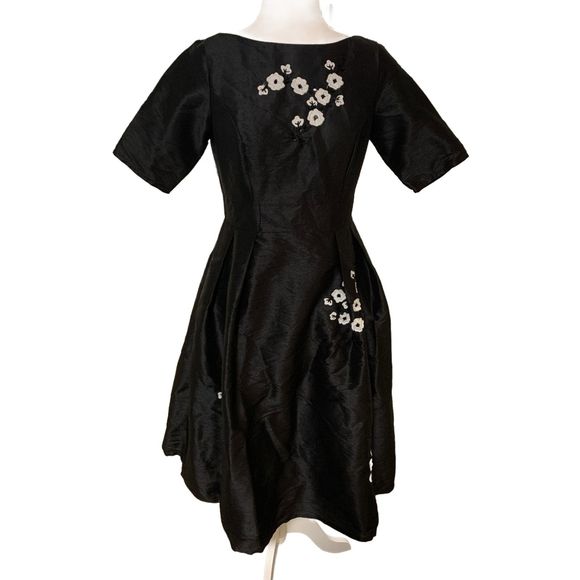 eSkahti | Quincy Dupioni Black Floral Lined Midi Length Dress Size Small - Picture 2 of 7